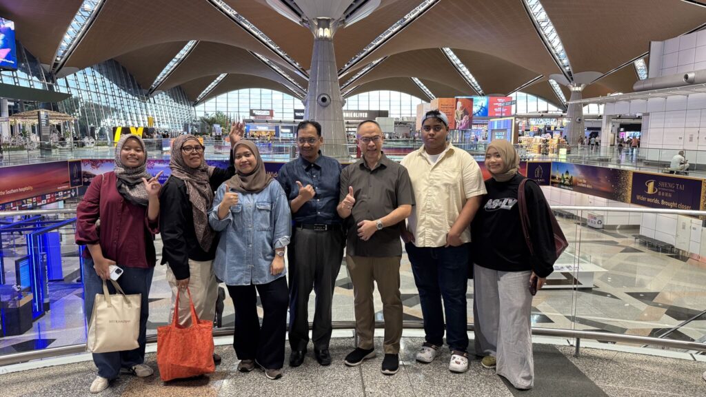 AEW - Abroad EduWorld